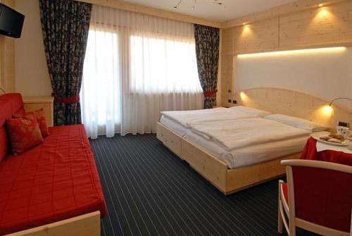 Hotel Flora Alpina Campitello di Fassa Dış mekan fotoğraf
