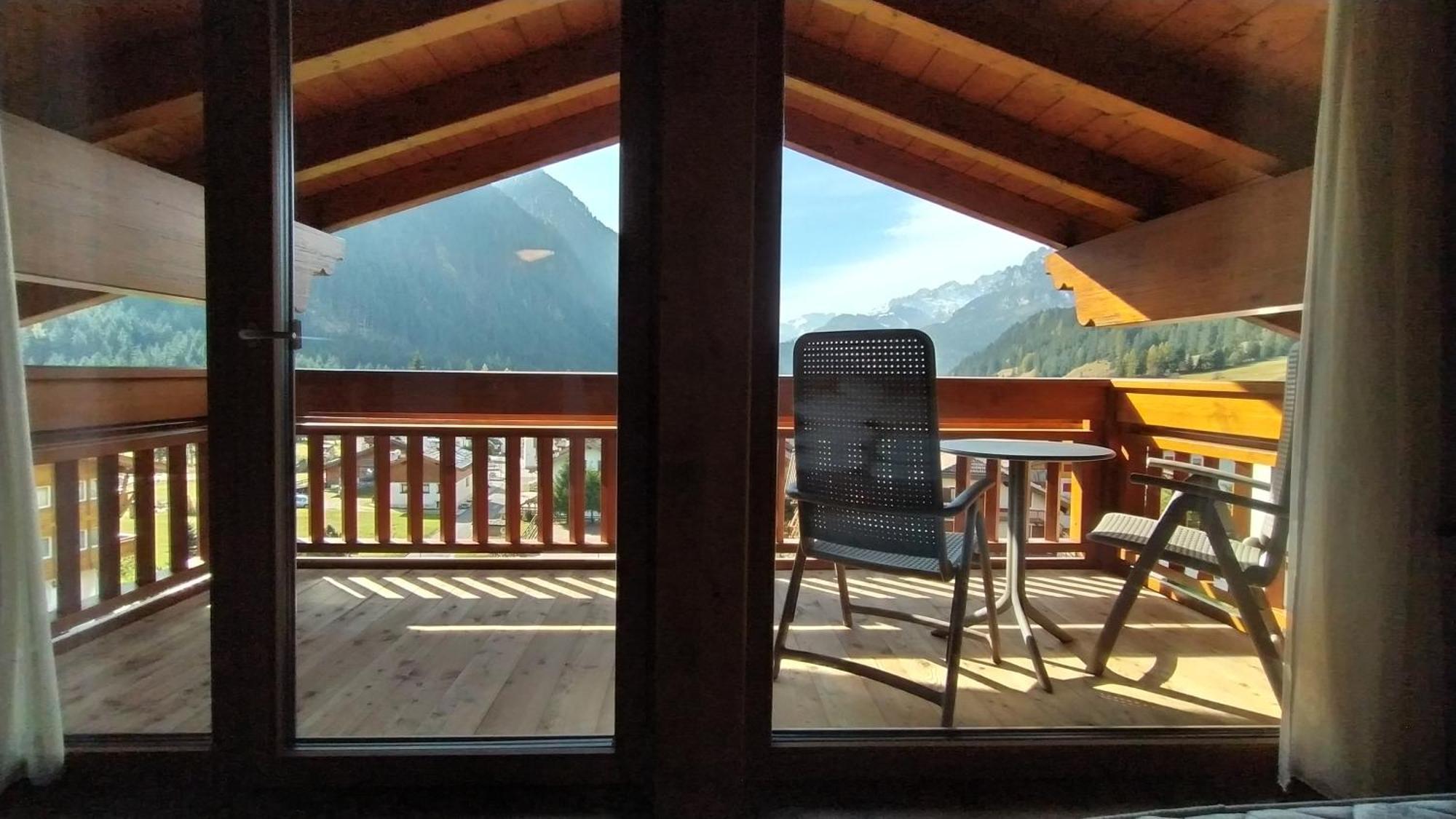 Hotel Flora Alpina Campitello di Fassa Dış mekan fotoğraf