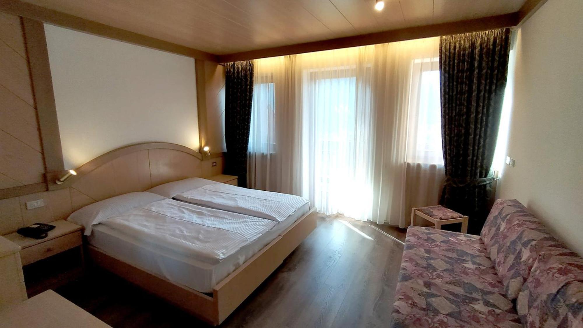 Hotel Flora Alpina Campitello di Fassa Dış mekan fotoğraf